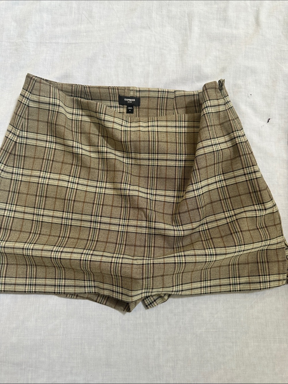 Express Plaid High-Rise Skort - Tan and Cream